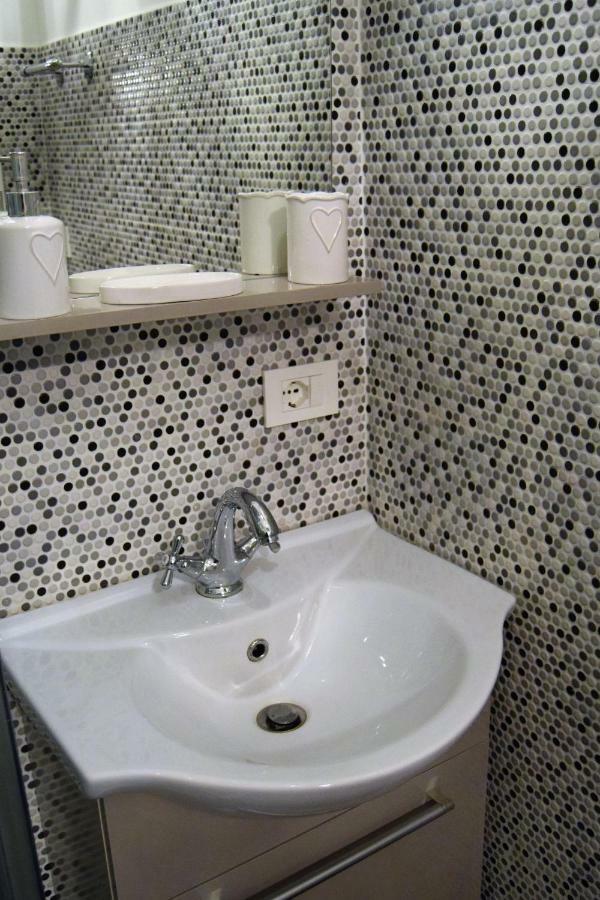 Big Tree Luxury Apartment Рим Екстер'єр фото